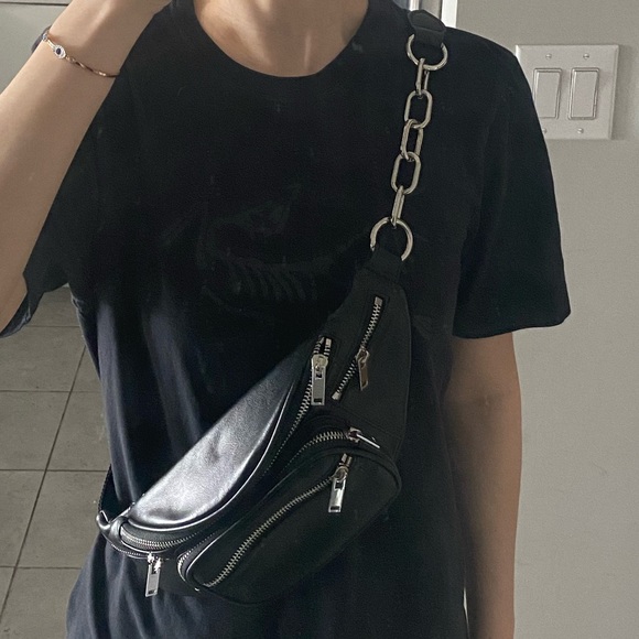 【SOLD】Gorgeous Bag - Picture 4 of 4